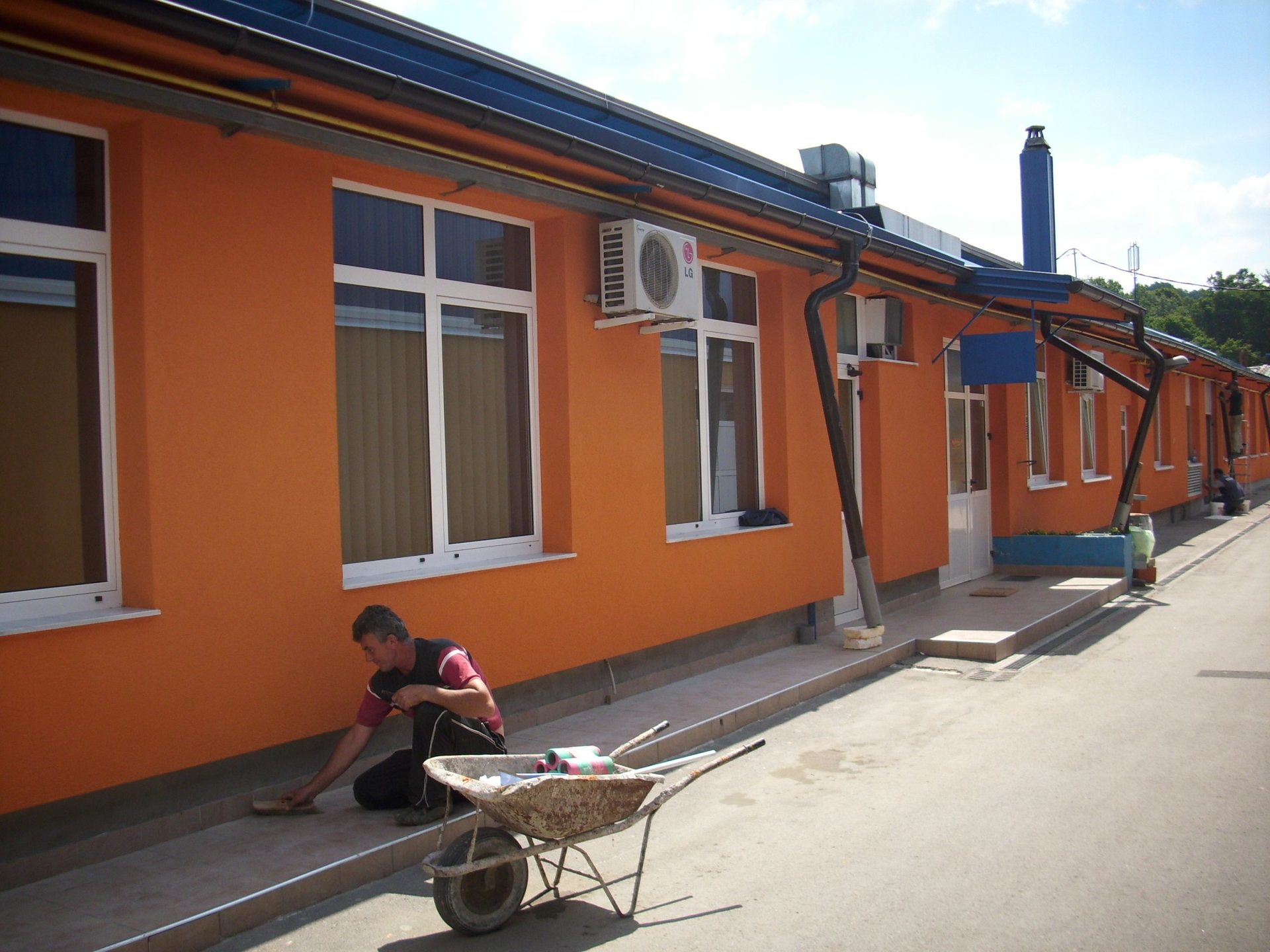 Dogradnja proizvodne hale, izgradnje proizvodne hale, sanacija Socksmaker    